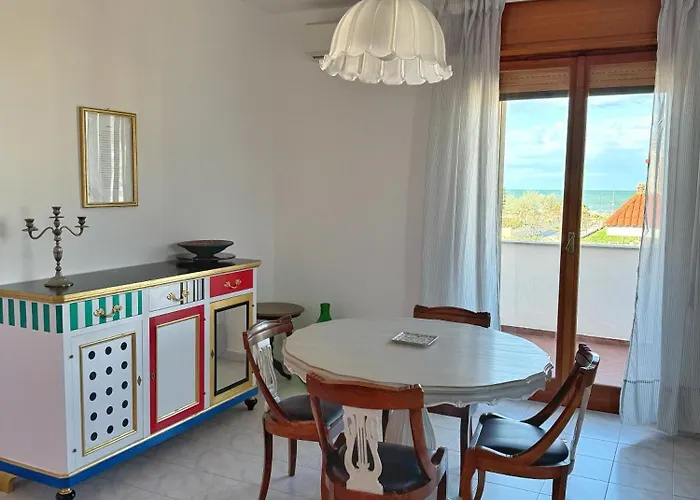 Panorama Apartment *